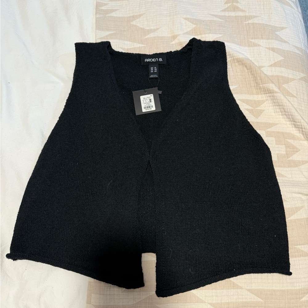 Rue 21 Ardene Black Knit Vest